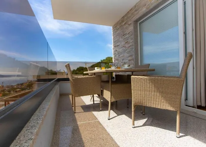 Vladimir #3 Apartment Makarska