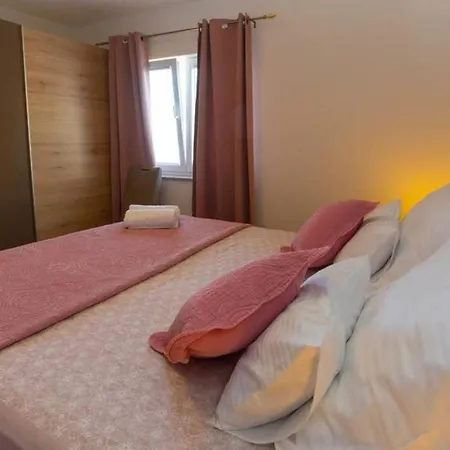 Vladimir #3 Apartamento *