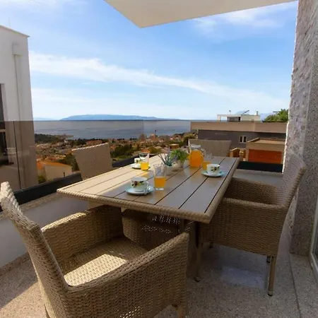 Vladimir #3 Makarska