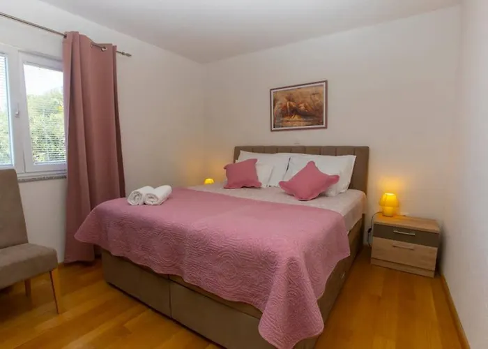 Vladimir #3 Makarska